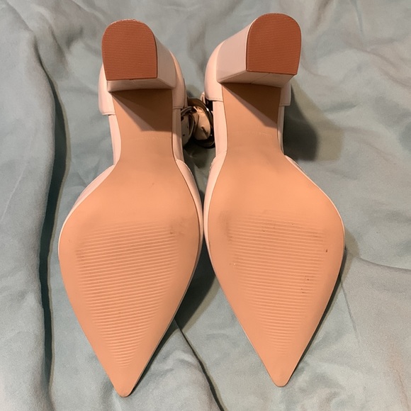 Steve Madden off white strappy pumps - Picture 3 of 4